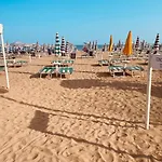 Cima - Vista Mare, 3 Camere, Wifi, Family * Lido di Jesolo