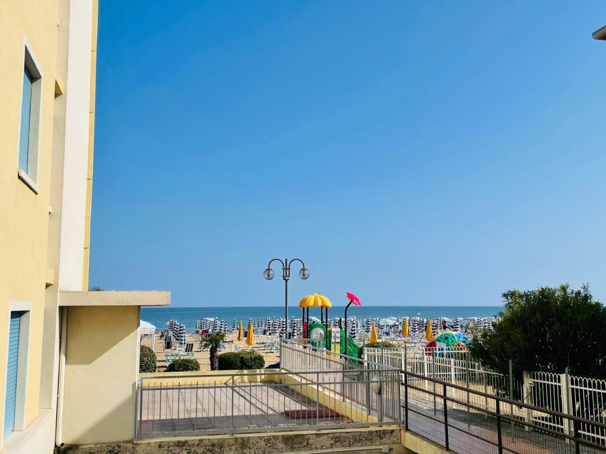 Apartment Cima - Vista Mare, 3 Camere, Wifi, Family Lido di Jesolo